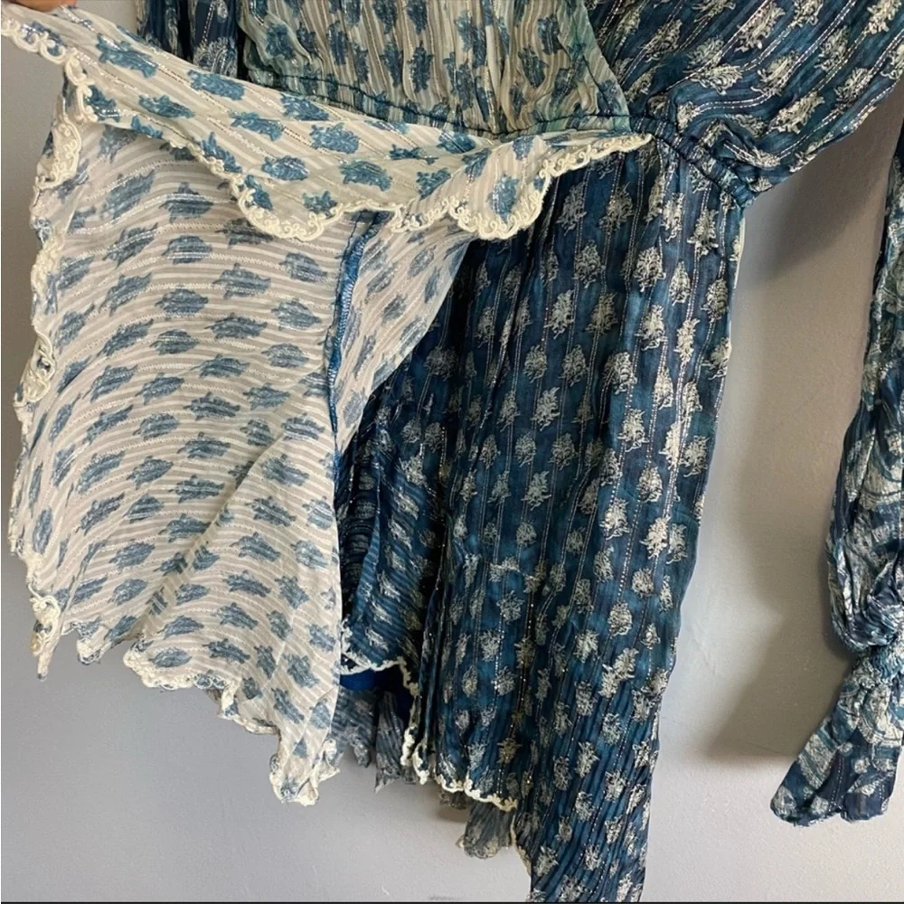 Hemant and Nandita blue dress! - Picture 2 of 7